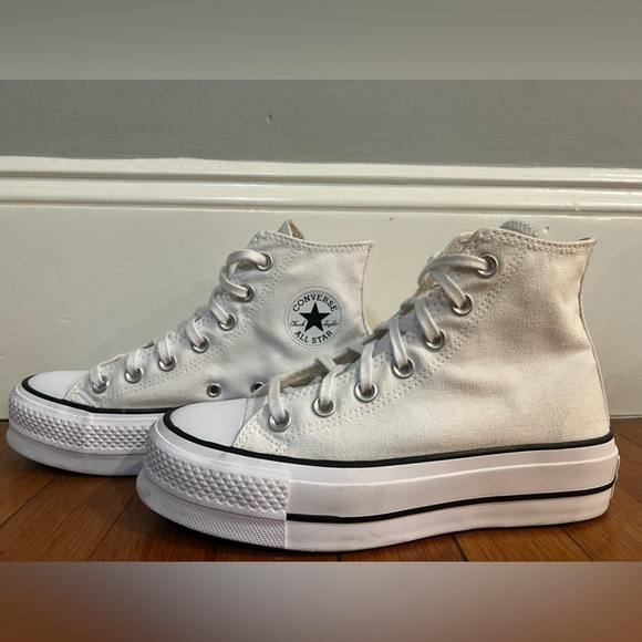 CONVERSE SIZE 6 - Picture 1 of 1